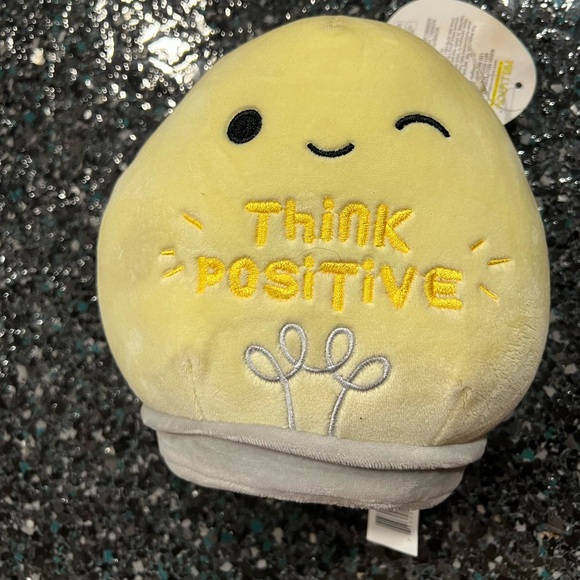 NWT Toy Light Bulb Squishmallow 7" Plush Think Positive - Picture 1 of 4